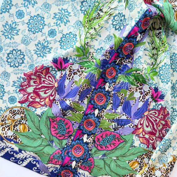 Haley Bob Floral Multicolor Print Stretch Viscose Jersey Tee XS - Picture 4 of 10